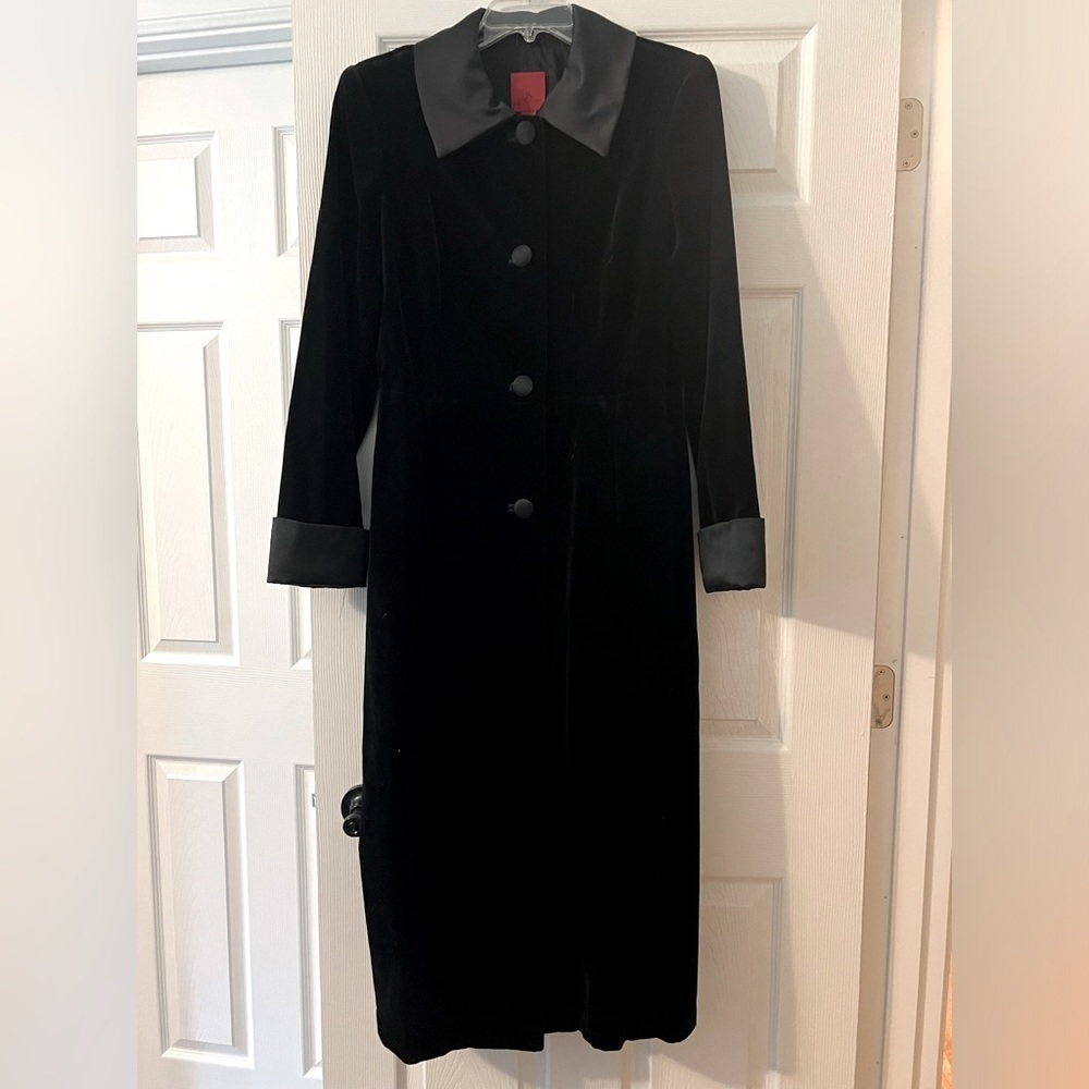 Women JS Collections Velour Long Coat Large